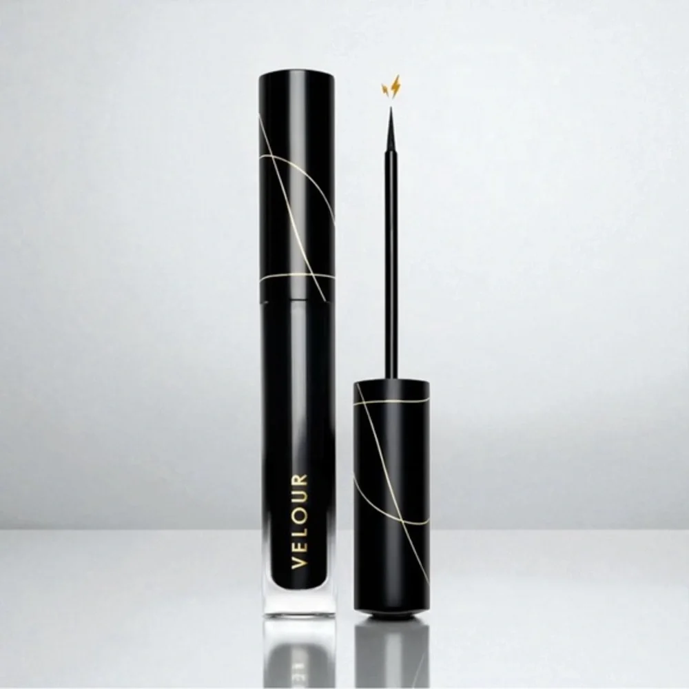 Velour Lashes Lash & Go 3-in-1 Eyeliner, which functions as an eyeliner magnetic
